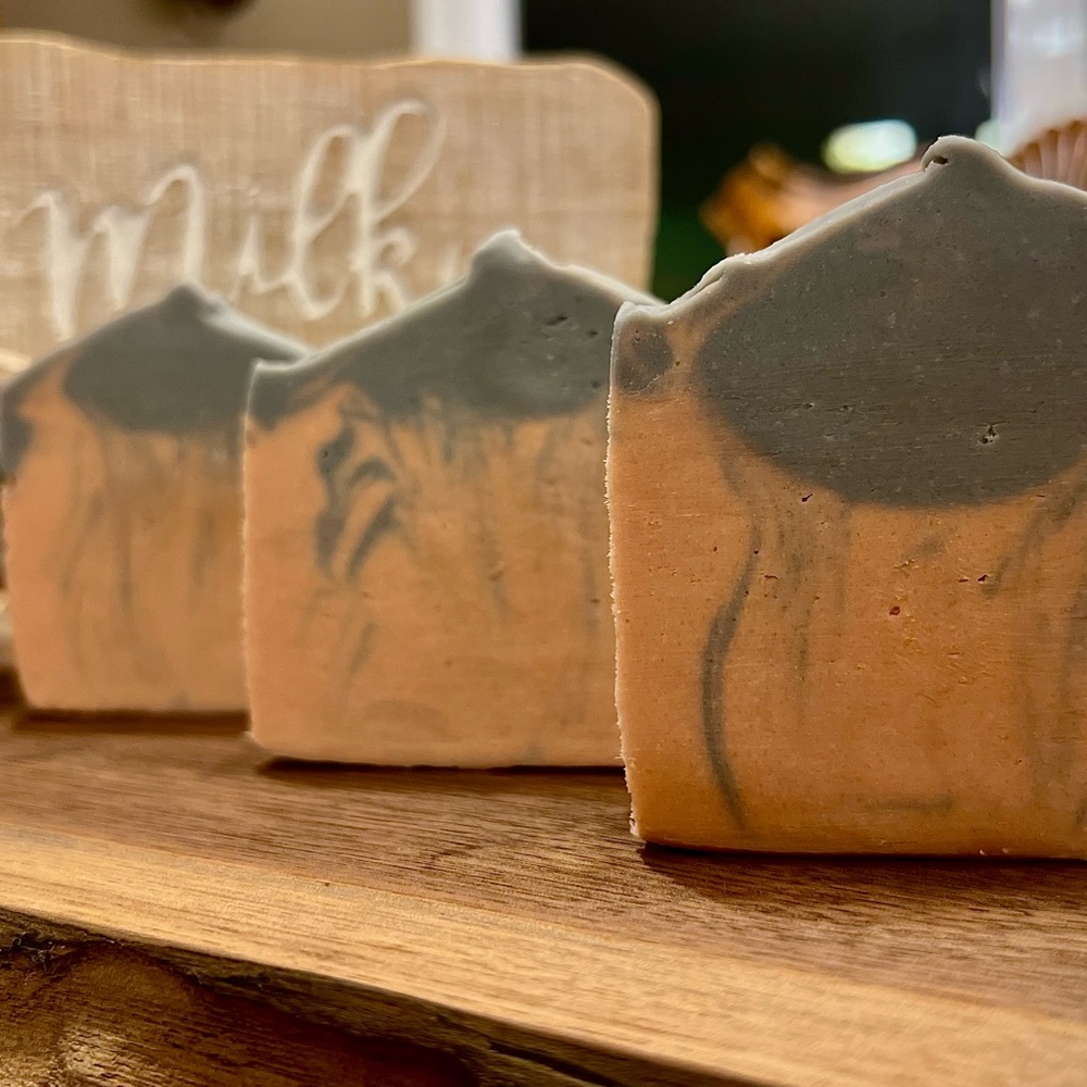 Sold out!  Mahogany Teakwood Raw Cows Milk Soap 🧼 🐮